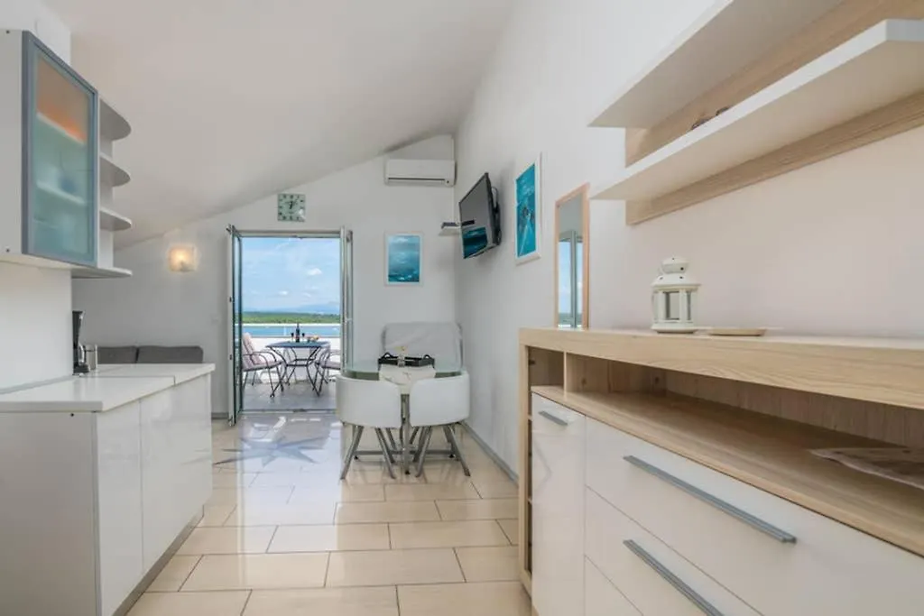 Apartment Windrose Klimno