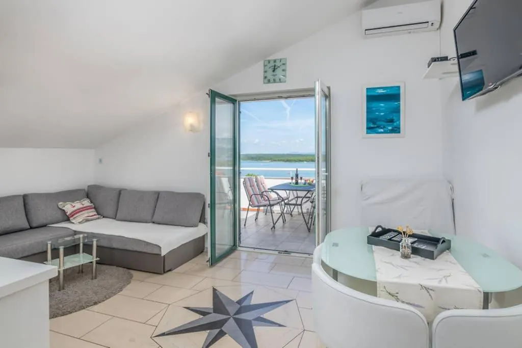 Apartment Windrose Klimno 0*,