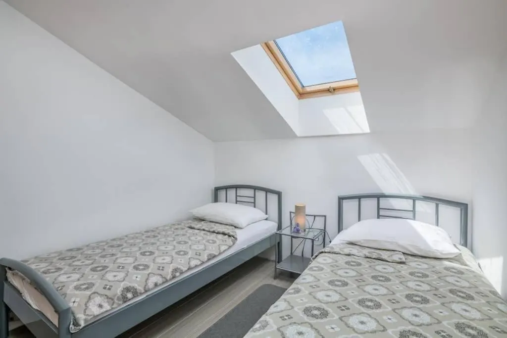 Apartment Windrose Klimno